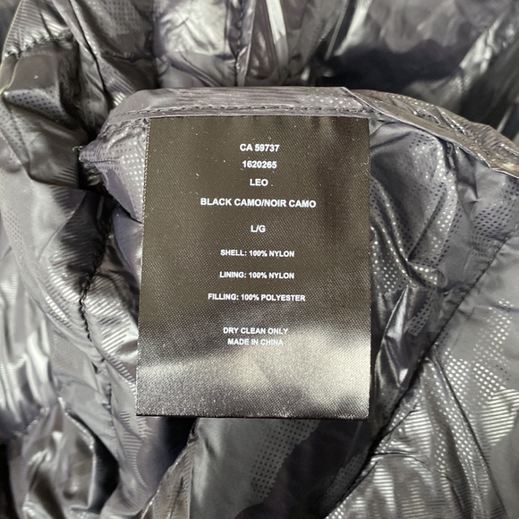 NWOT Toboggan Canada Black Camo winter jacket - Picture 5 of 5